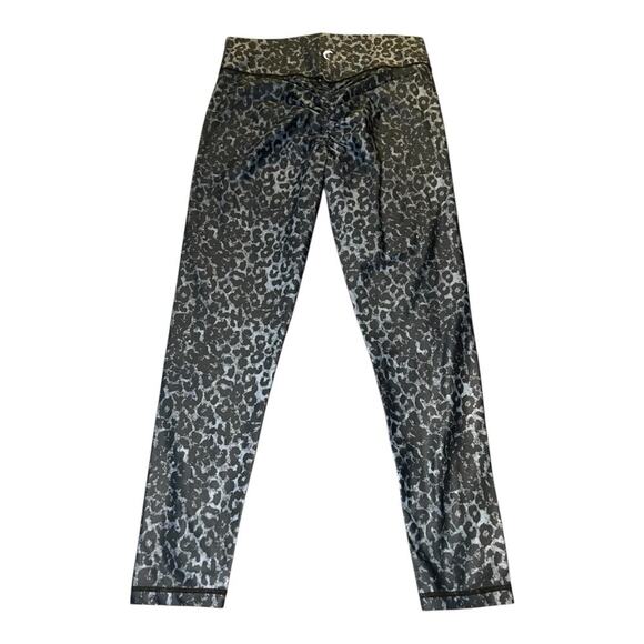 Zyia Active Leggings Scrunchy Butt Light N Luxe Size 8-10 Stone Leopard 7/8 Gym - Picture 2 of 7